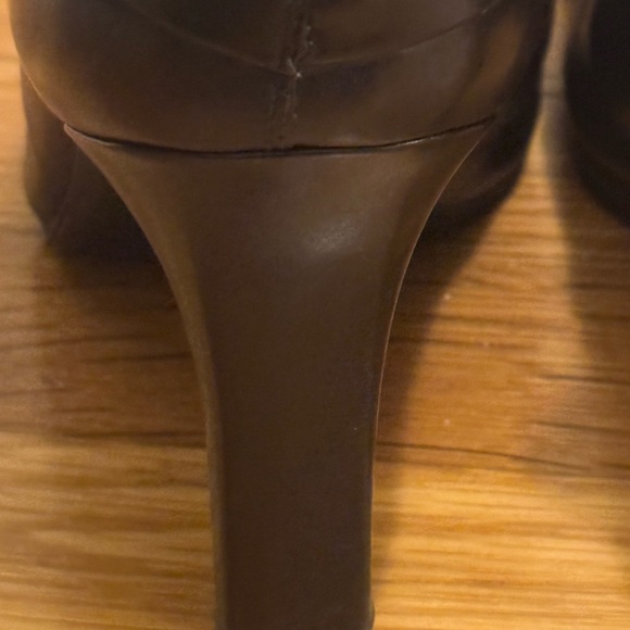 STUART WEITZMAN DARK BROWN ANKLE BOOTS 9.5 9 1/2 Square Pointed Toe Shoes Fall - Picture 6 of 10